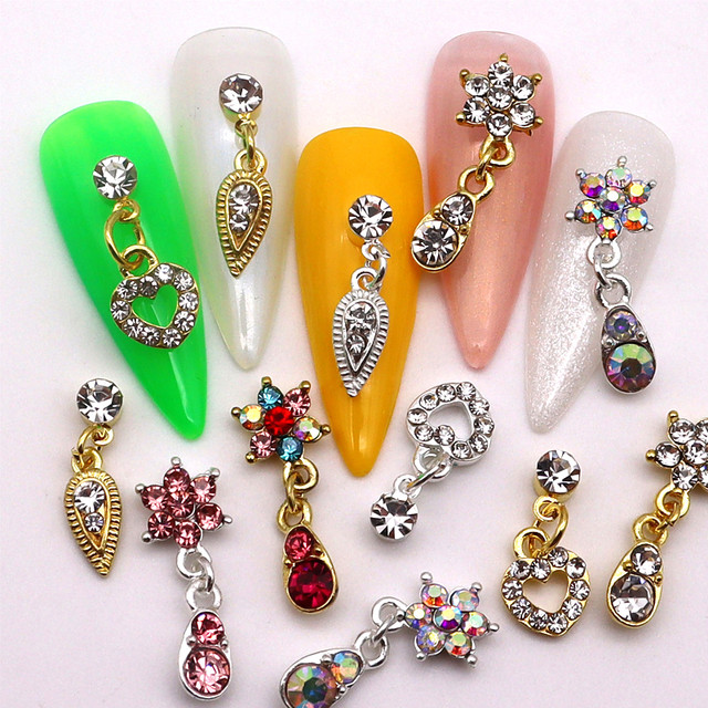 10pcs metal glitter 3d nail art Plum blossom droplets tie dangle